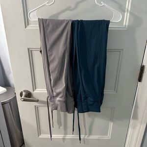 Never worn (only washed) 2 pairs of Halara joggers, size Xsmall.